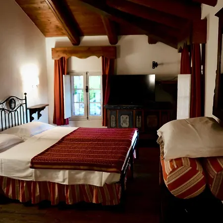 La Vie En Rose Hotel 3*