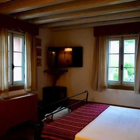 Hotel La Vie En Rose 3*